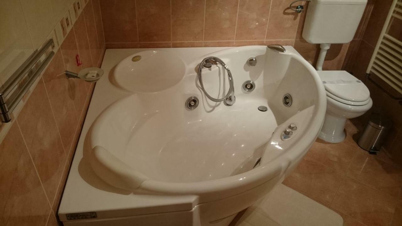 Apartment Kosic Zgaljic Ngoại thất bức ảnh